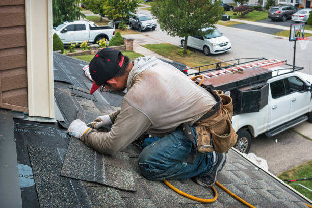 Professional Gutter Installation technician working in Lawrenceville, IL
